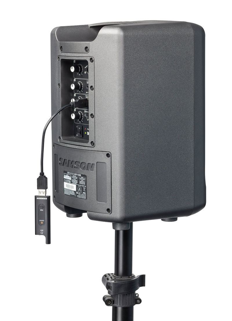 XPD2 Receiver Plugged into XP106w with extension cable